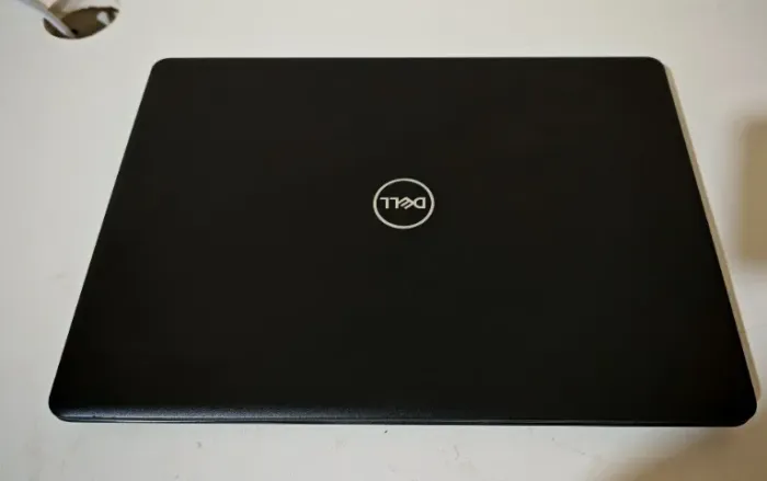 Notebook Dell Core i5 7200u 3.1Ghz - 8Gb DDR4 - 256Gb SSD NVME - Tela 14" - Entrego