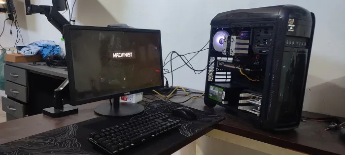 PC GAMER XEON RX 580 8GB COMPLETO