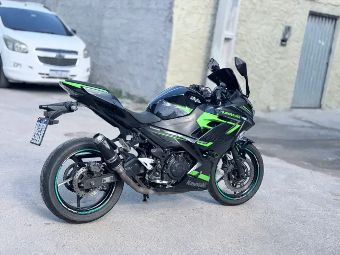 Kawasaki ninja 400