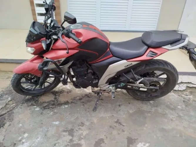 FAZER 250cc