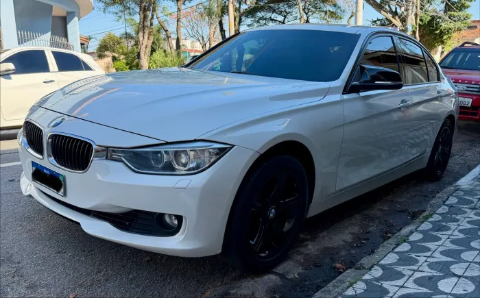 BMW 316I 1.6 TB 16V 136cv 4P 2014