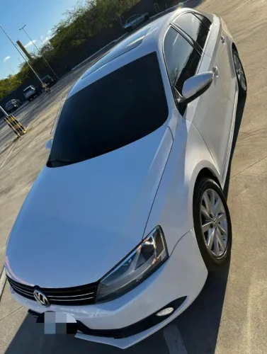 Volkswagen Jetta Comfortline 2.0 T.flex 8V 4P Tipt. 2013