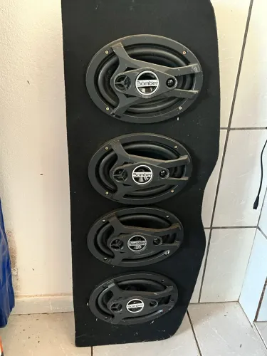 Sub 6x9 400w tiramos 1200x 4 rádio pionner x3000br