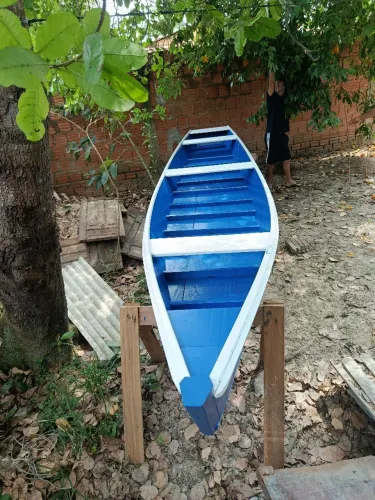 Vendo uma canoa nova $ 2.700 00