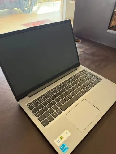 Vendo notebook.