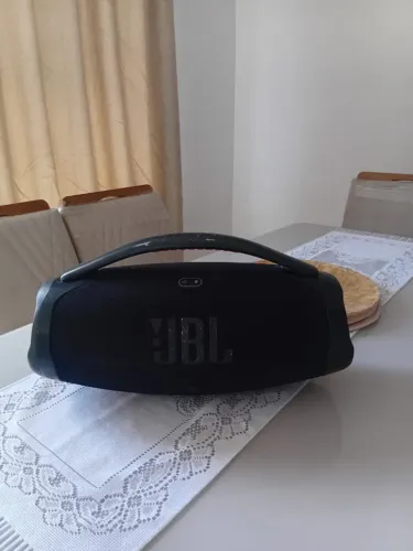 JBL boombox 3