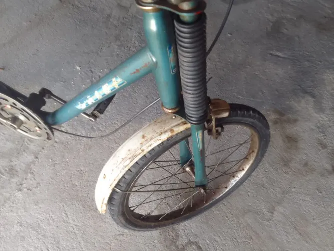 Vendo  bicicleta berlineta dispenso curioso 