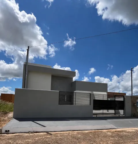 imóvel com 3 quartos sendo 01 suite e pre garagem - Primavera do Leste MT