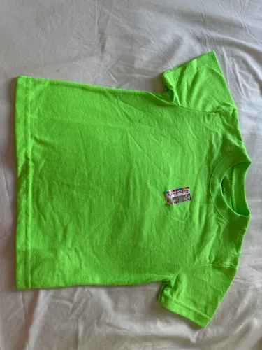 Camiseta Importada verde neon TAM 24 meses