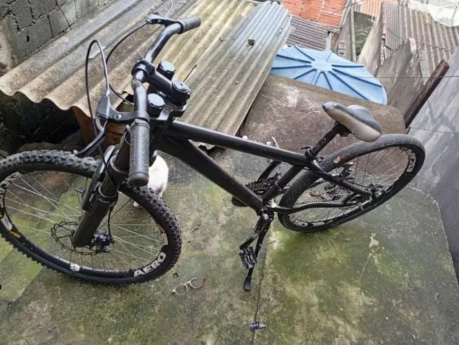 Bicicleta aro 26 freio a disco