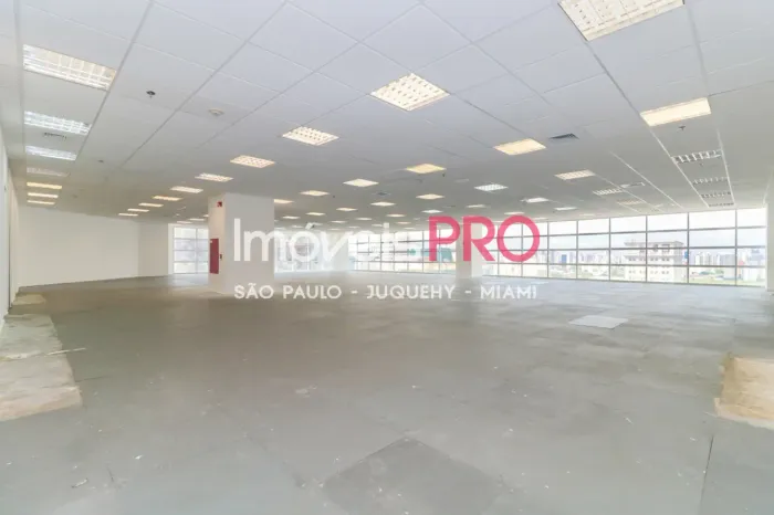 Laje corporativa 432m² em complexo com hotéis e restaurantes na Vila Olímpia