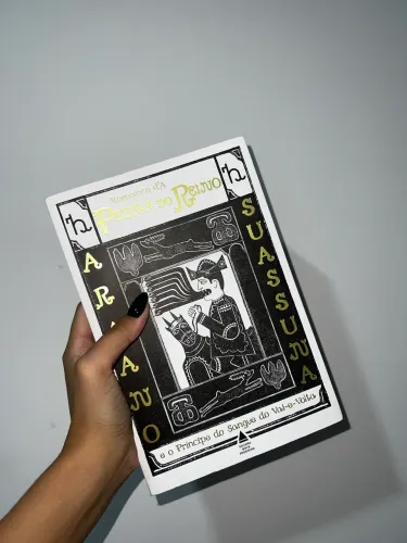 Livro Pedra do Reino - Ariano Suassuna