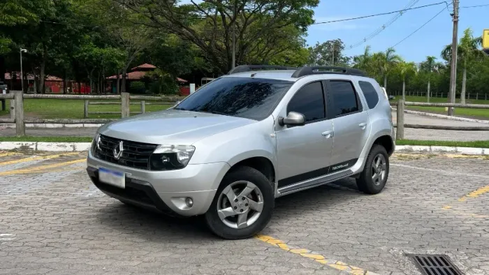 Renault Duster Dynamique 2.0 Hi-flex 16V Aut. 2014