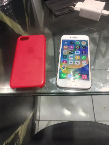 Vende-se iPhone 8