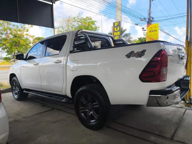 Toyota Hilux CD SR 4X4 2.8 TDI Diesel Aut. 2024