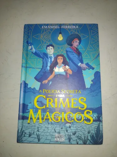 Livro A Polícia Secreta para Crimes Mágicos