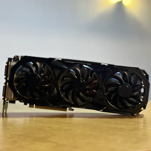 Placa de Vídeo Gigabyte GTX 970 G1 Gaming - 4GB GDDR5