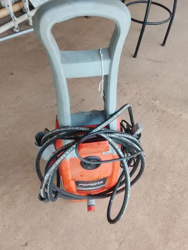 Vendo máquina de pressão Farmatil 1600w