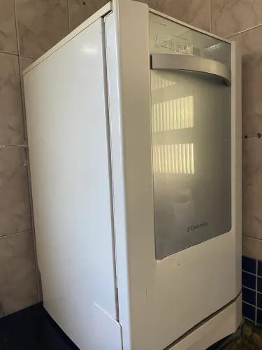 Vende-se máquina de lavar louça