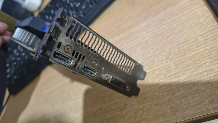 Gtx 1050ti com defeito
