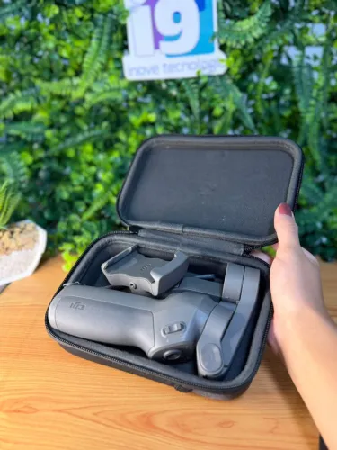 Gimbal estabilizador DJI osmo Mobile 3   Seminovo impecável  Com bolsa DJI   
