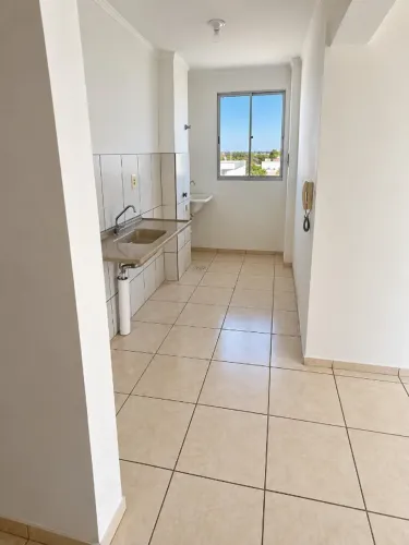 Vende se Apartamento com Elevador Monte Esmeralda 5 andar