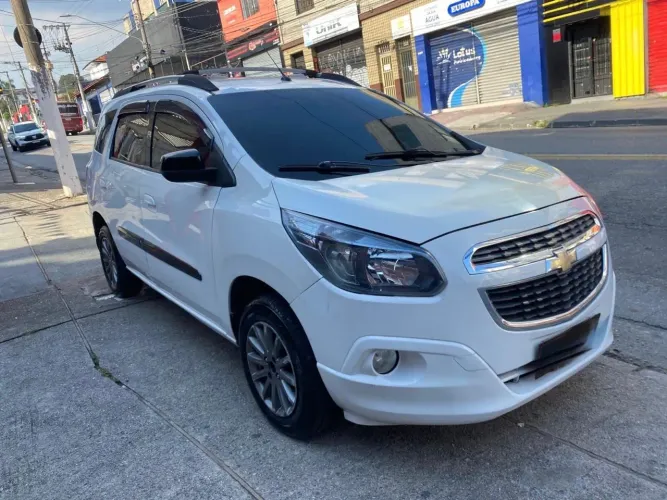 Chevrolet Spin Advantage 1.8 8V Econo.flex 5P Aut. 2015