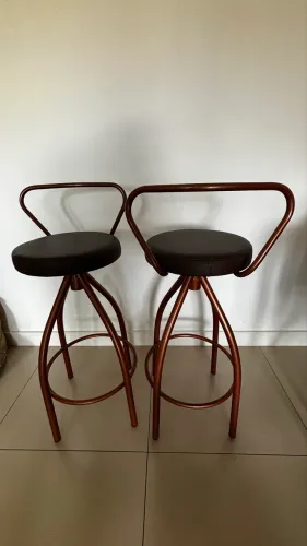 Banquetas Altas Estilo Industrial Moderno (Par) | Design e Conforto