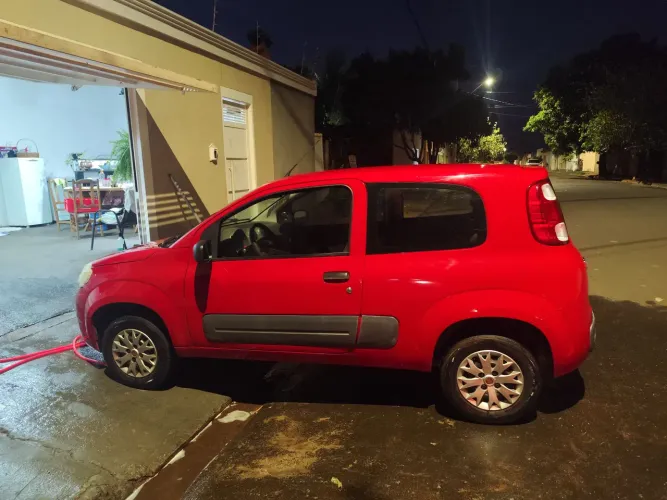 Fiat Uno Vivace Celeb. 1.0 EVO F. Flex 8V 3P 2014