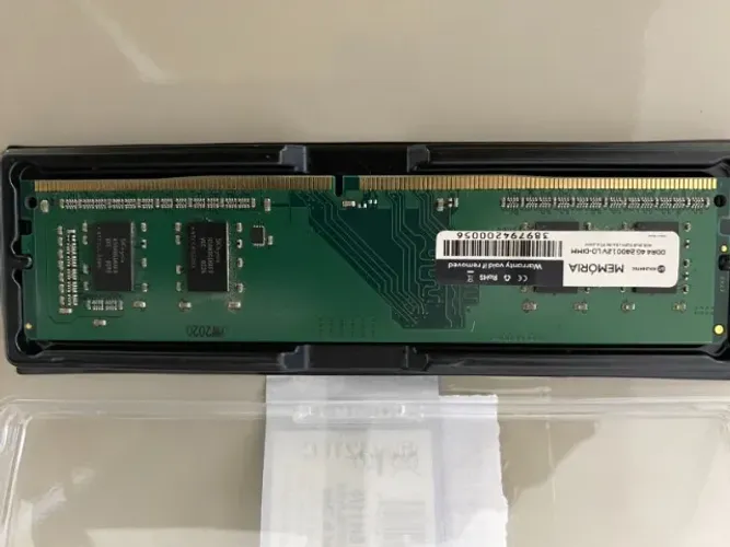 Lote Memória RAM Desktop - 2x 4GB DDR3 + 1x 4GB DDR4