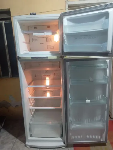 GELADEIRA BRASTEMP FROST FREE 