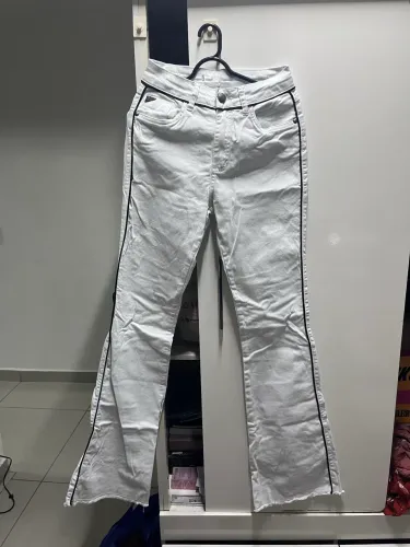 Calça flare polo wear