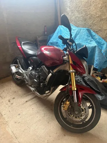 Vendo hornet 2008abs