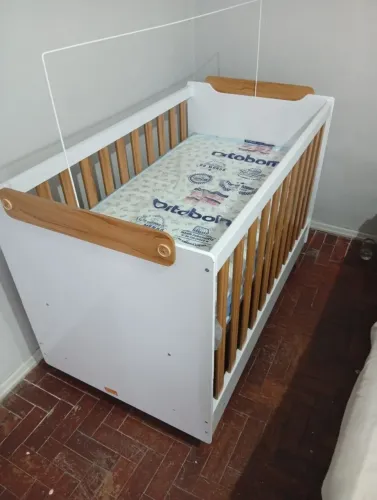 Berço nunca usado mais colchão ainda no plástico 