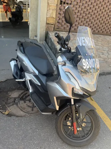 Honda ADV 160 2025 | Apenas 4.000 km | Único dono