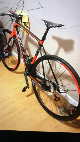Bicicleta de Estrada Scott Solace Altura 54cm