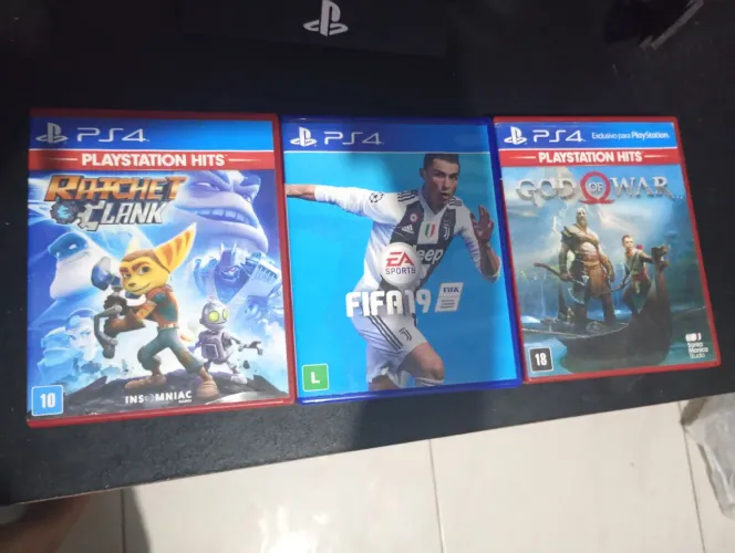 Vendo jogos de ps4 os 3 por esse valor