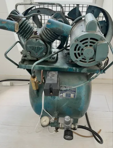 Compressor Stelo usado 220 V /R$2350
