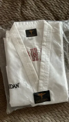 Kimono de Taekwondo DEZDAN - Tamanho 160 cm