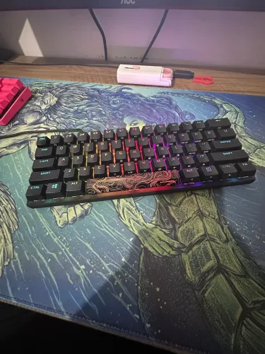 TECLADO MECANICO HYPERX ALLOY ORIGINS 60, Preto com iluminação RGB