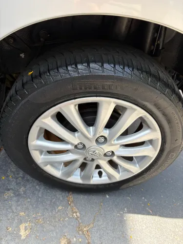 Toyota Etios XLS 1.5 Flex 16V 5P Mec. 2013