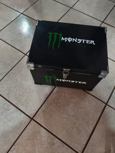 Cooler Monsters caixa termica