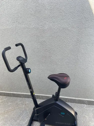 Bicicleta Ergométrica de Treino Essential Domyos Preta
