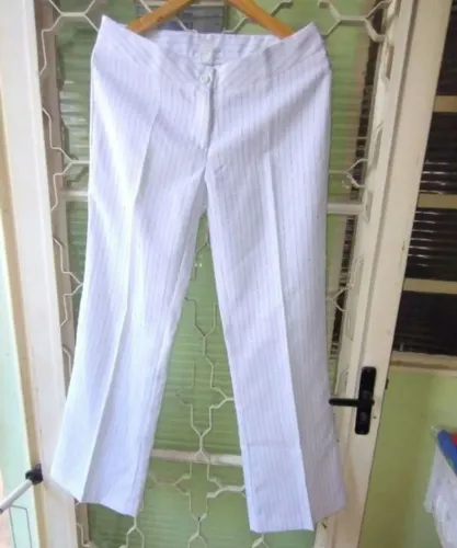 calça social feminina branca com riscas de giz confecções d&a