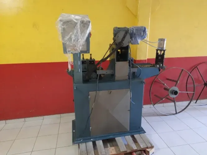 MAQUINA DE CONCERTINA