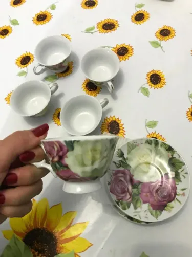 Aparelho chá/café novo 5 xícaras e 5 Pires