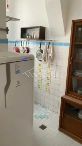 Apartamento - / Residencial / Glória