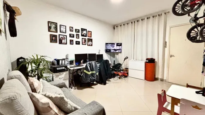 CASA COM 2 SUÍTES EM SALTO DE PIRAPORA