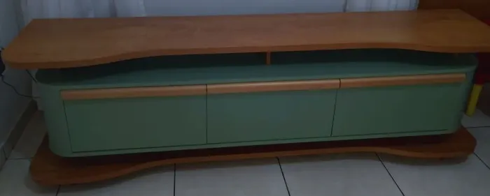 Vendo rack para tv de até 75 polegadas