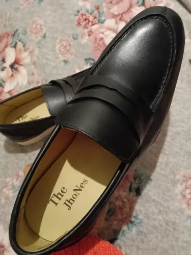 Sapato NOVO masculino número 37 marca The JhoNes/ couro